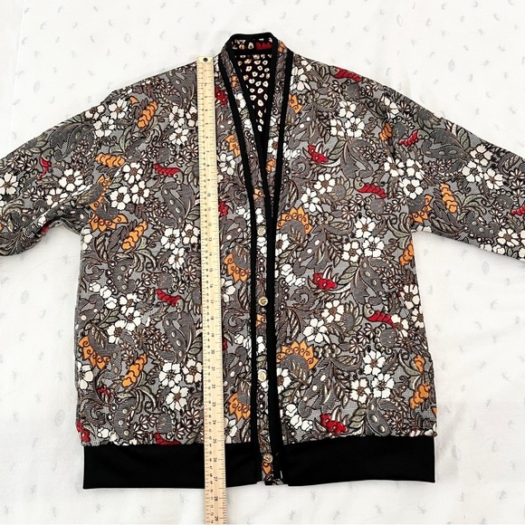 Vintage Reversible 2-in-1 Floral & Animal Print Bomber Jacket - Large - Picture 14 of 15